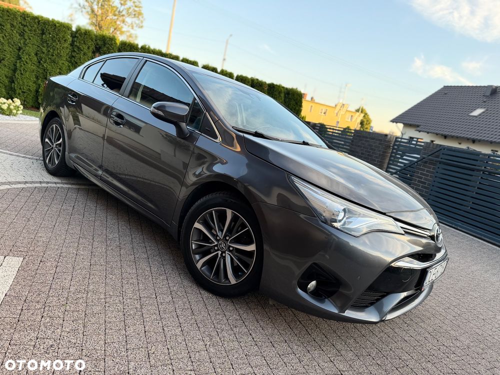 Toyota Avensis 2.0 Prestige MS - 37