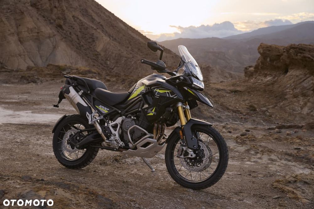 Triumph Tiger - 1