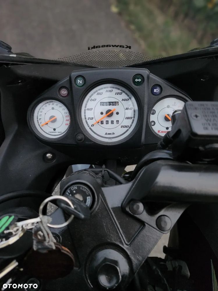 Kawasaki Ninja 250R - 7