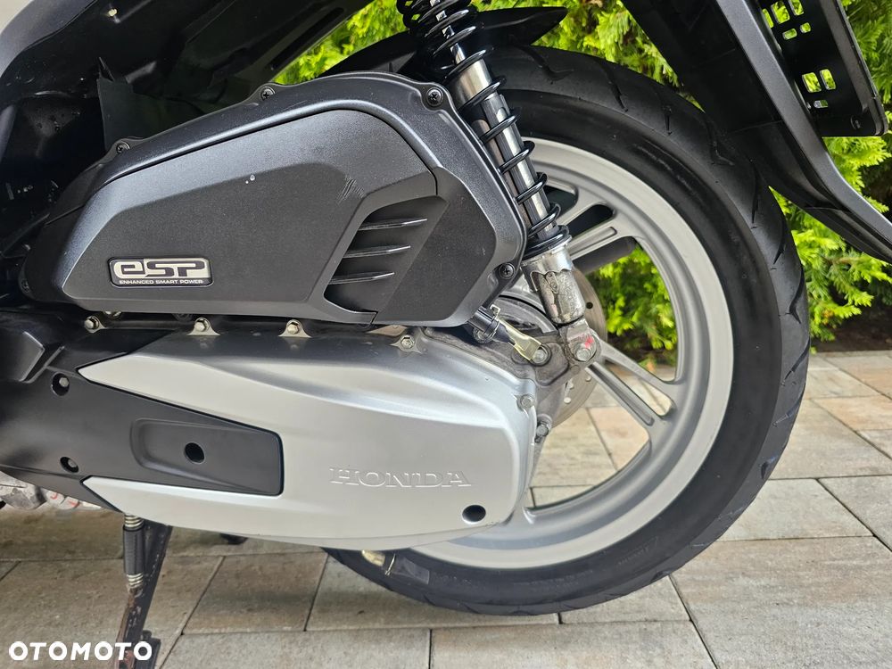 Honda SH - 24