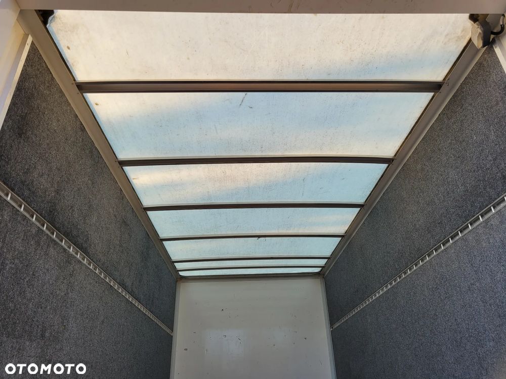Volkswagen Crafter - 26