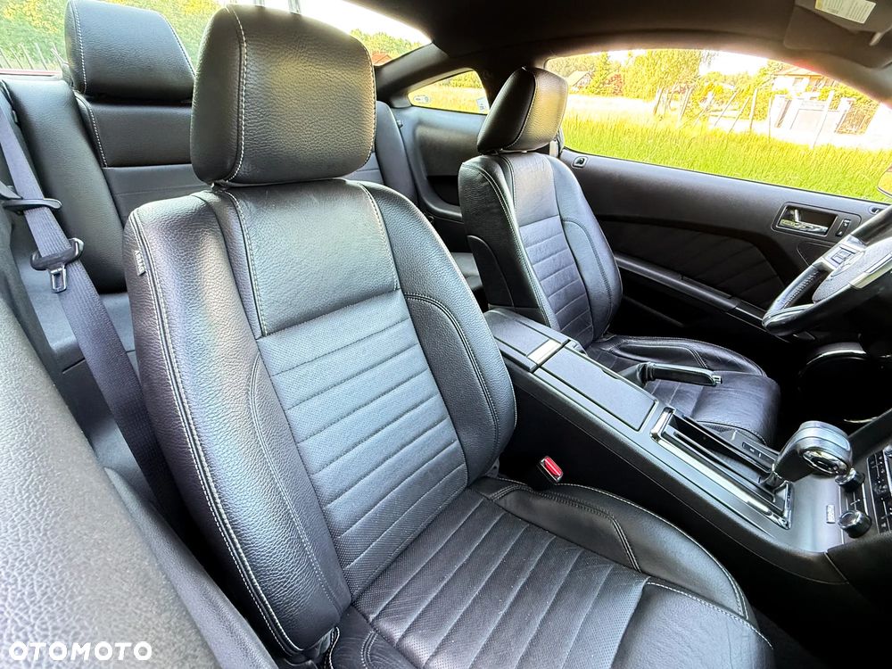 Ford Mustang 3.7 V6 Premium - 18