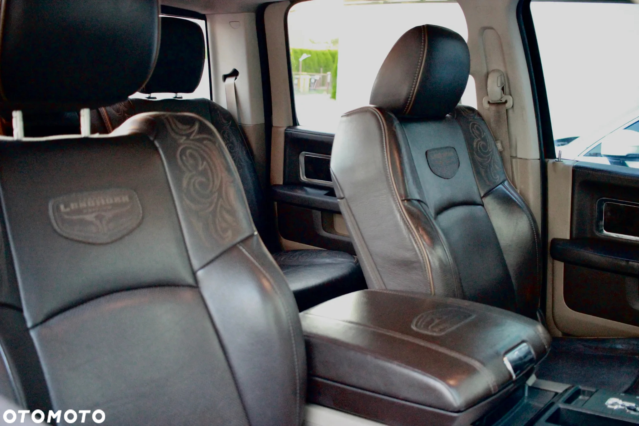 Dodge RAM 1500 5.7 4x4 - 13