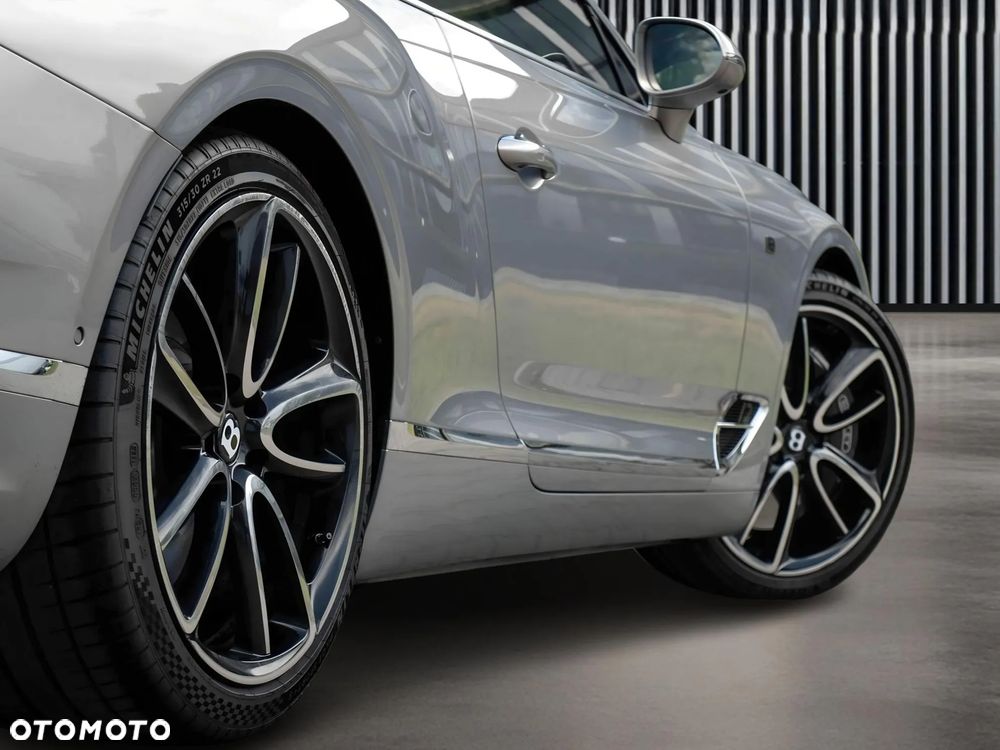 Bentley Continental GT - 13