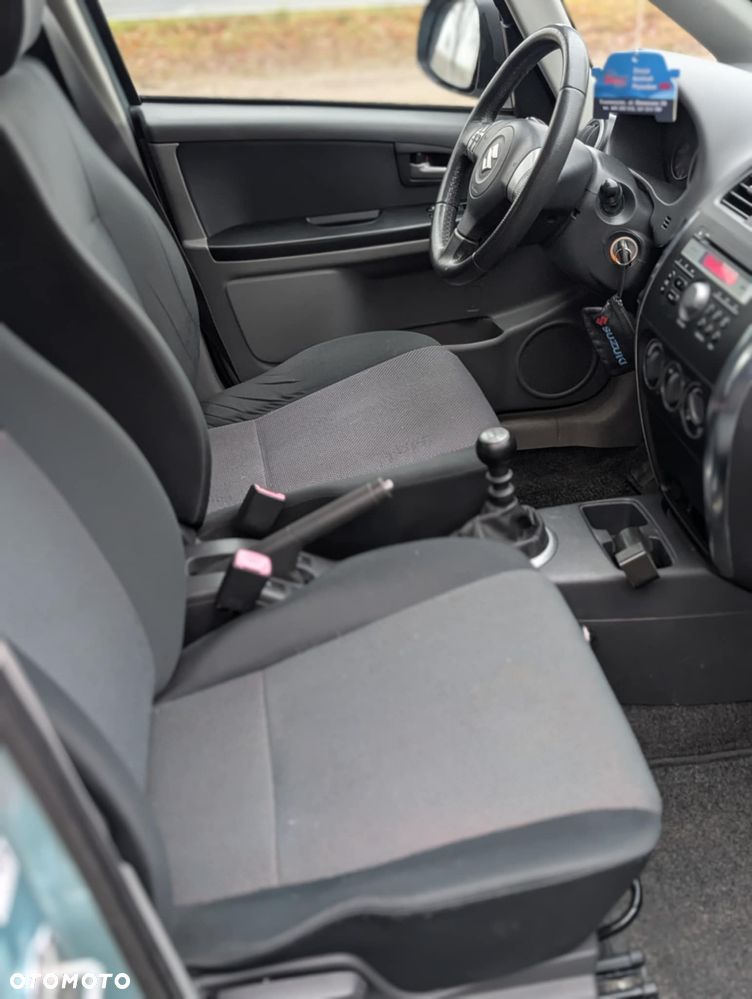 Suzuki SX4 1.9 DDiS DPF 4x2 Comfort - 13
