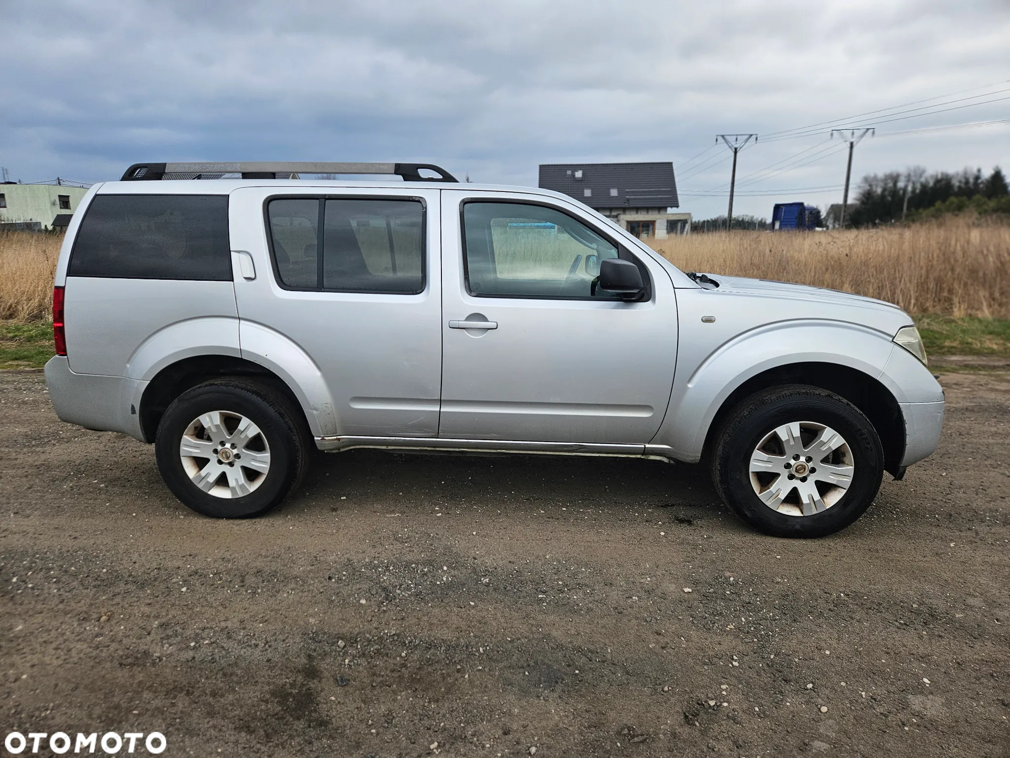 Nissan Pathfinder - 5