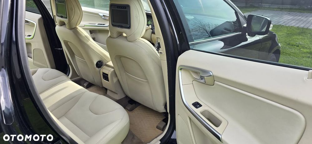 Volvo XC 60 - 14