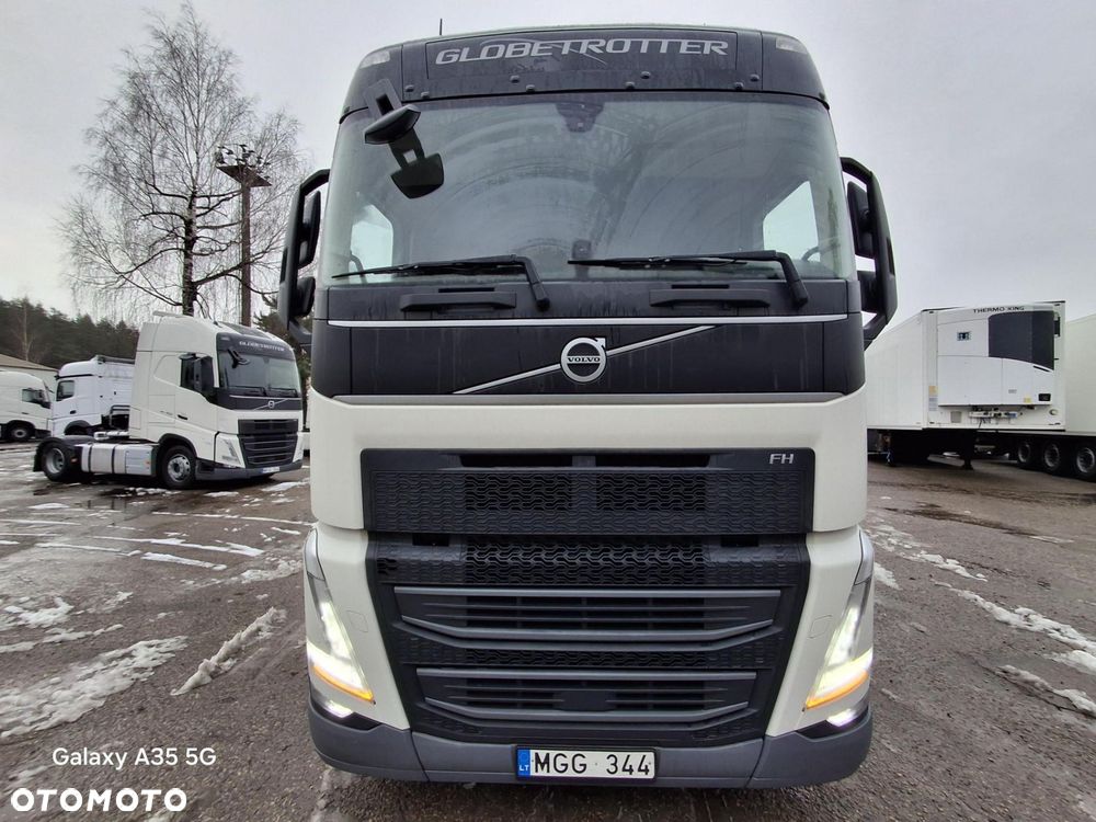 Volvo FH 460 Globetrotter XL Varios i-Save - 1