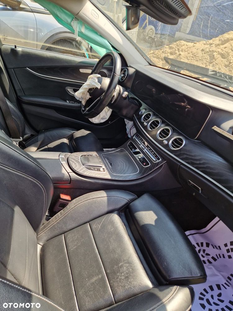Mercedes-Benz Klasa E 200 d Business Edition - 8
