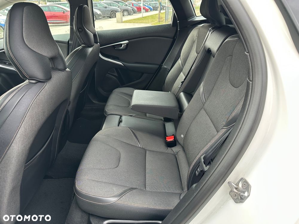 Volvo V40 - 12