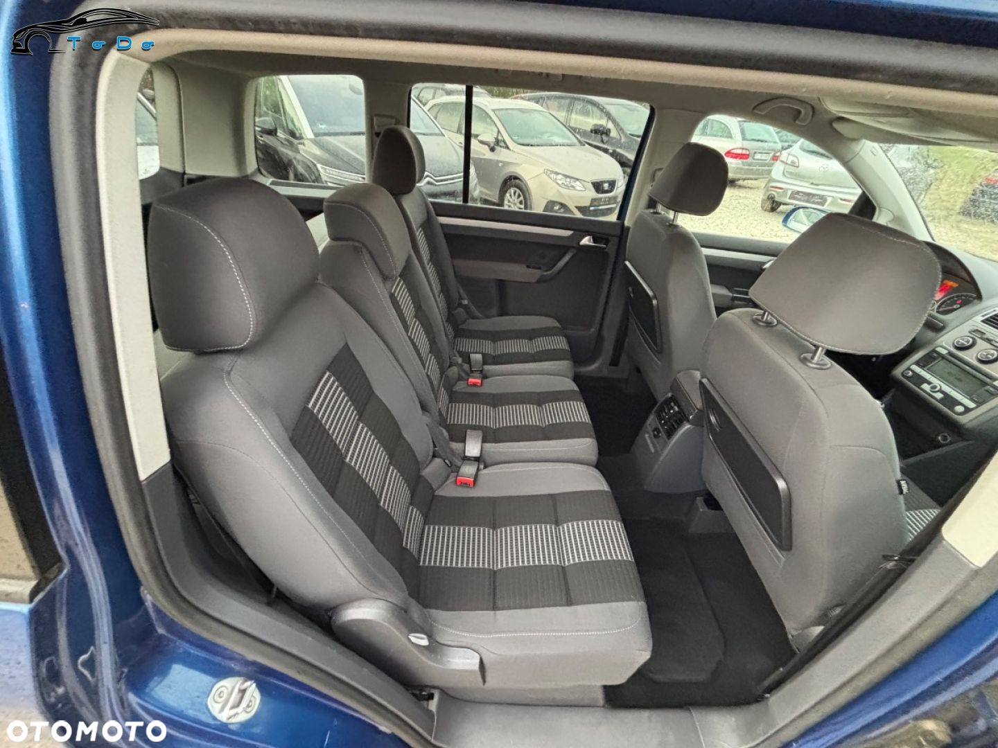 Volkswagen Touran 1.4 TSI Conceptline - 31