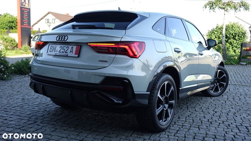 Audi Q3 Sportback - 2