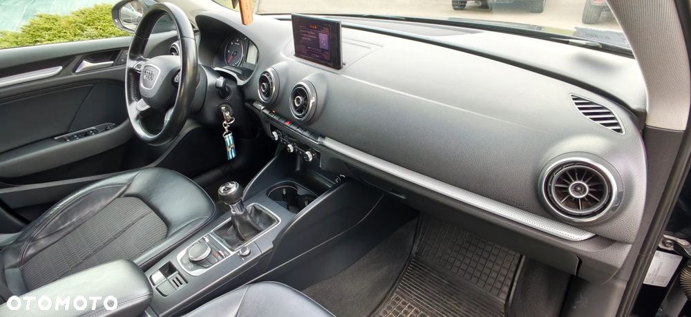 Audi A3 Sportback 1.6 TDI Ambiente - 7