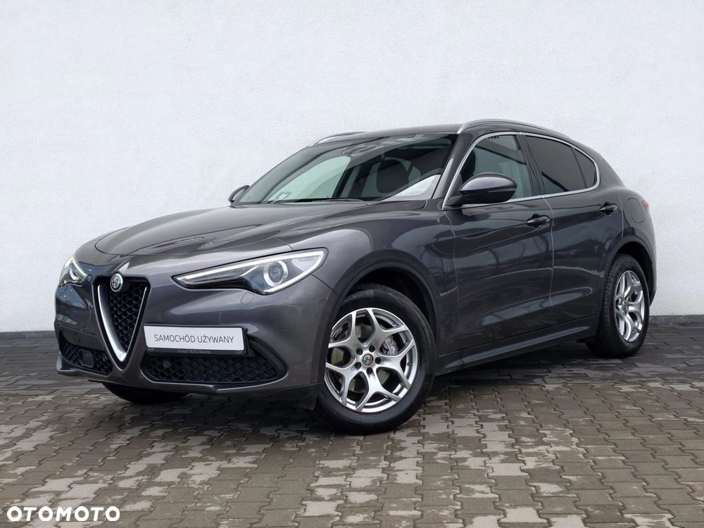 Alfa Romeo Stelvio 2.0 Turbo Q4 - 1
