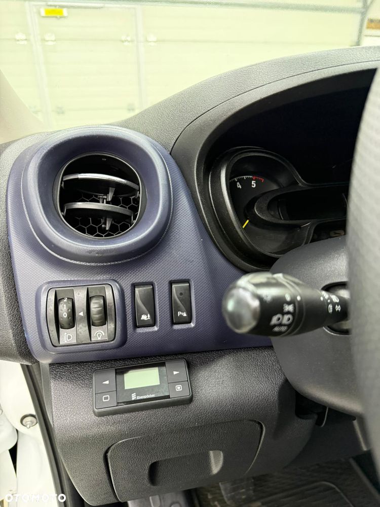 Opel Vivaro-B - 24