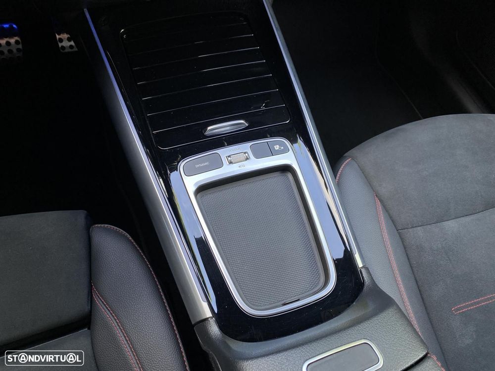 Mercedes-Benz GLA 200 AMG Line - 15