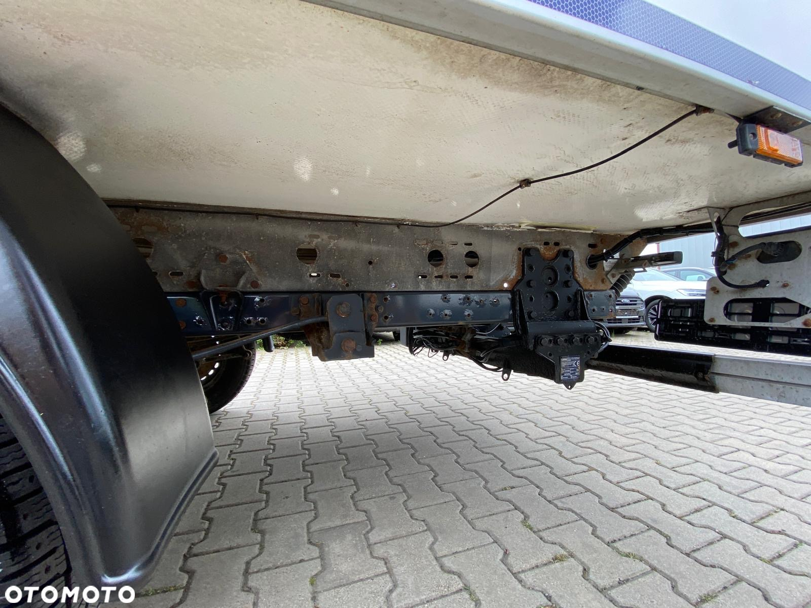 Iveco DAILY 36-160 HI-MATIC CHŁODNIA THERMO KING V300 WINDA ZEPRO - 21