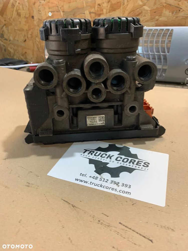 Modulator podwójny EBS K050209 E6 KNORR BREMSE MAN TGX, TGL, TGM - 1