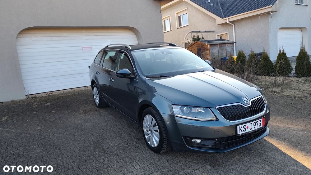 Skoda Octavia 2.0 TDI DSG Ambition - 31
