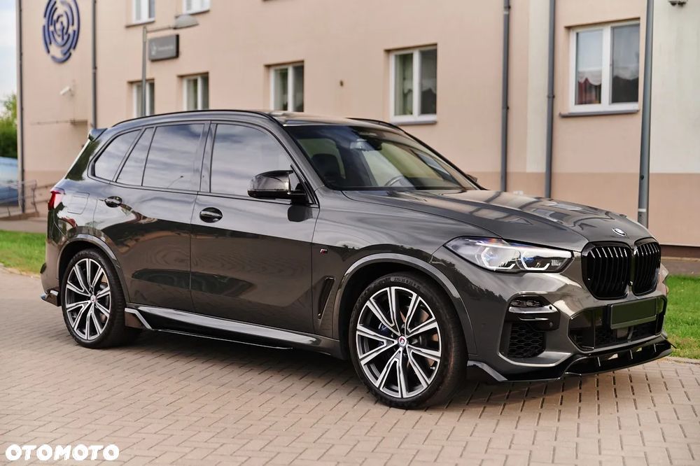BMW X5 M50i - 18
