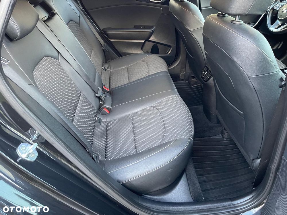 Kia Ceed 1.6 CRDi SCR L Business Line DCT - 15