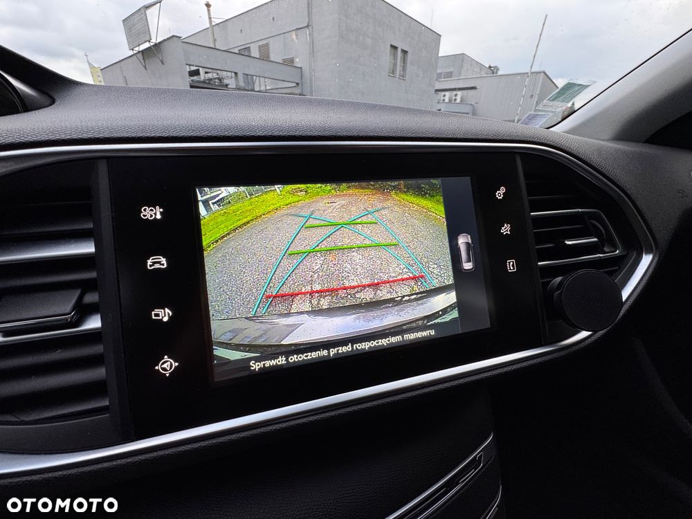 Peugeot 308 1.2 PureTech Allure S&S - 7
