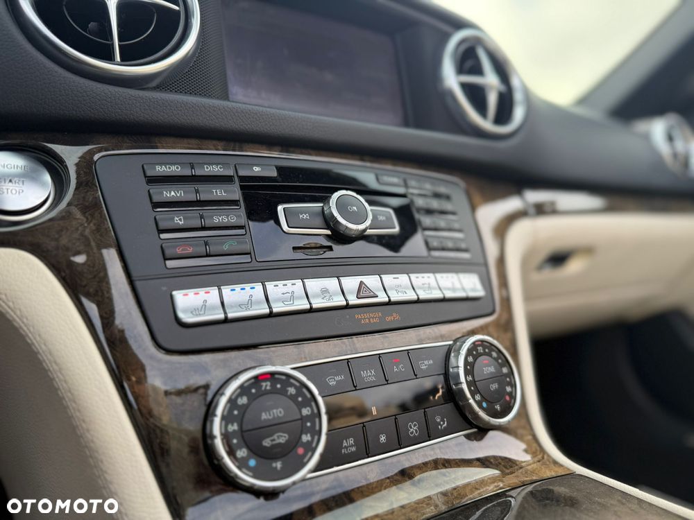 Mercedes-Benz SL 500 7G-TRONIC - 11