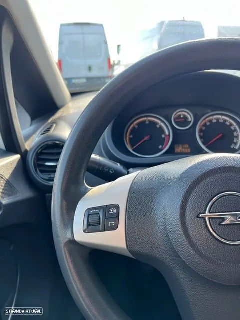 Opel Corsa 1.3 CDTi Enjoy - 19