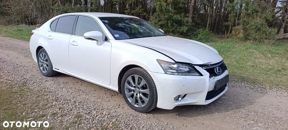 Lexus GS 300h - 4