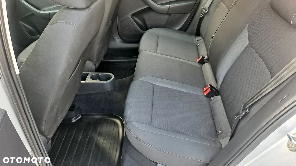 Skoda RAPID 1.6 TDI Edition - 18