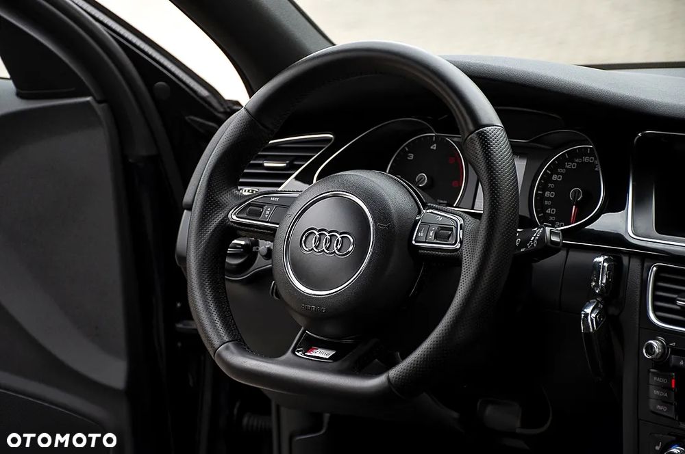 Audi A4 Avant 2.0 TDI DPF quattro S tronic S line Sportpaket - 26