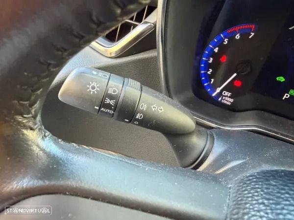 Toyota Corolla 1.8 Hybrid Comfort+P.Sport - 39