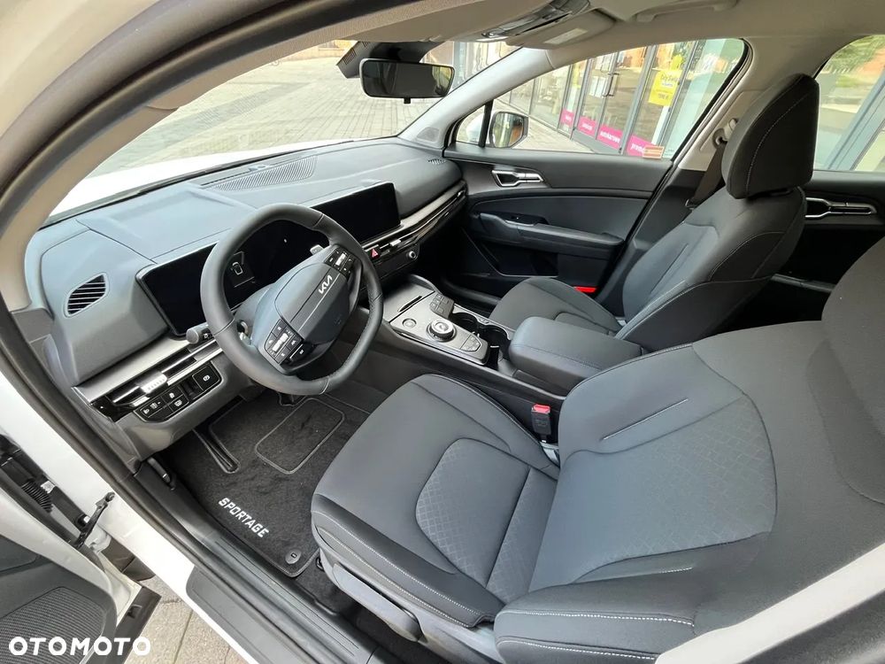 Kia Sportage 1.6 T-GDI HEV M 2WD - 10