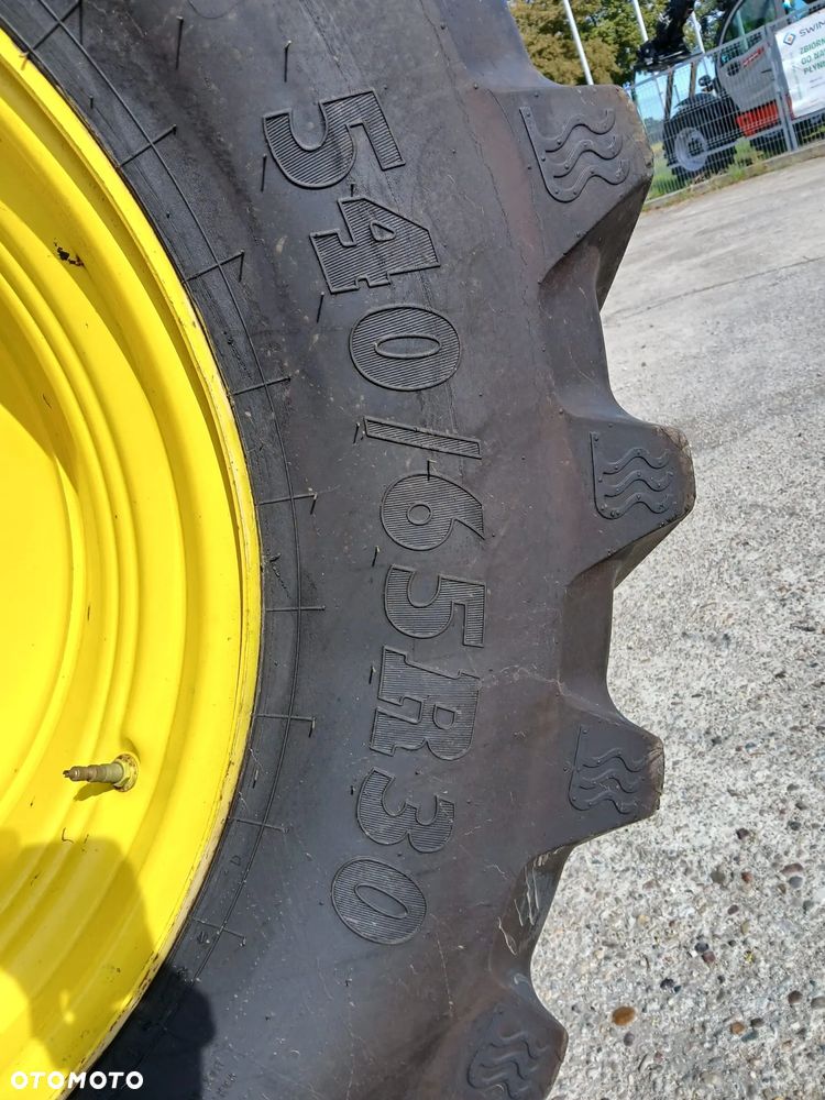 John Deere 6190R - 17