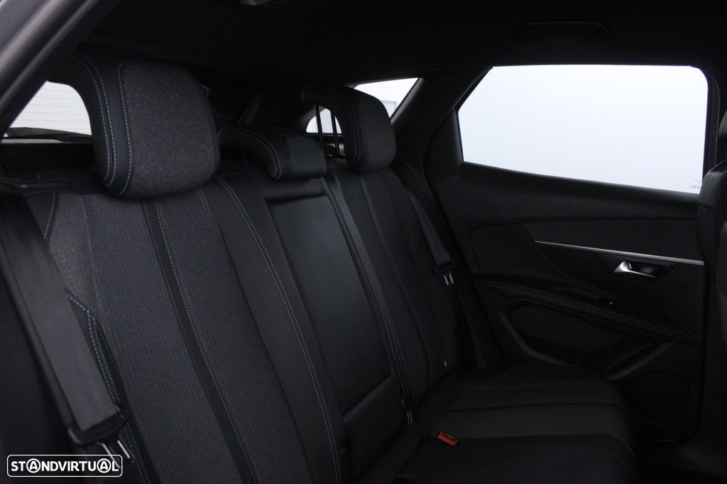 Peugeot 3008 1.5 BlueHDi Allure Pack EAT8 - 15