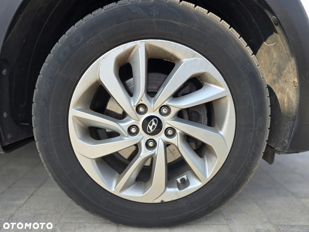 Hyundai Tucson 1.6 GDi Comfort 2WD - 27