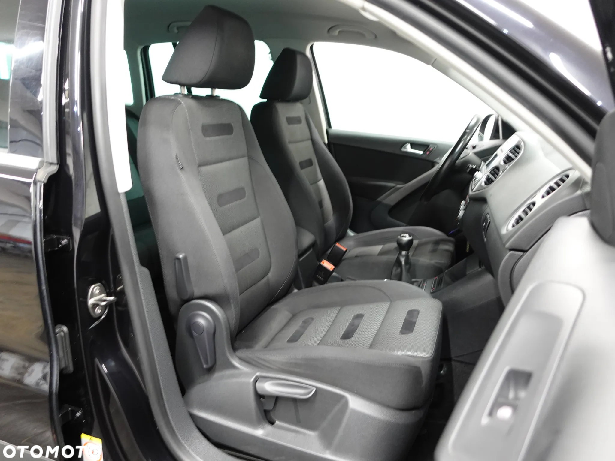 Volkswagen Tiguan 2.0 TDI 4Mot Sport&Style - 28