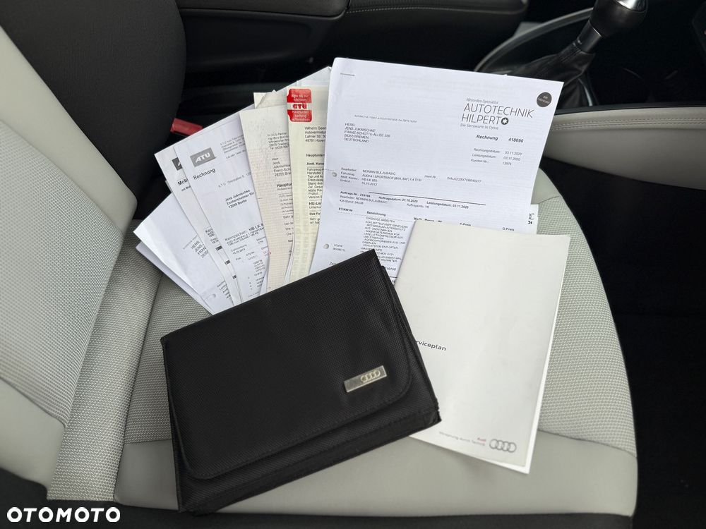 Audi A1 Sportback 1.4 TFSI S tronic S line Sportpaket - 24