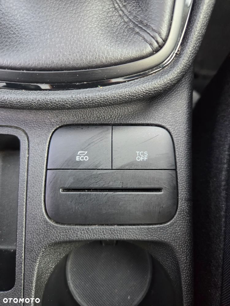 Ford Fiesta 1.1 SYNC Edition - 18