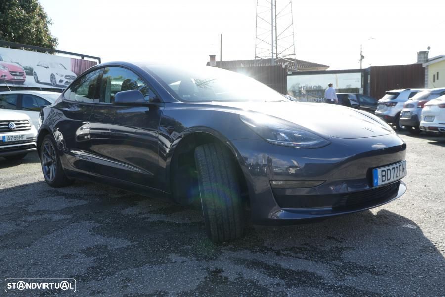 Tesla Model 3 Long Range Tração Traseira - 3