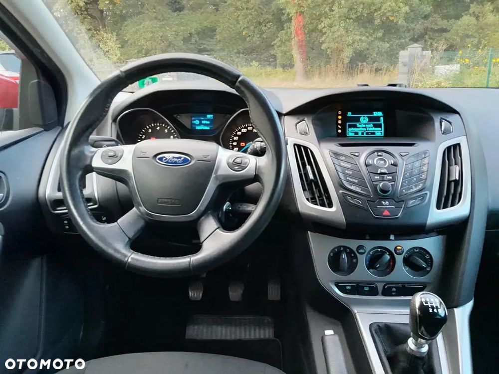 Ford Focus 1.0 EcoBoost STart-Stopp-System TITANIUM - 12