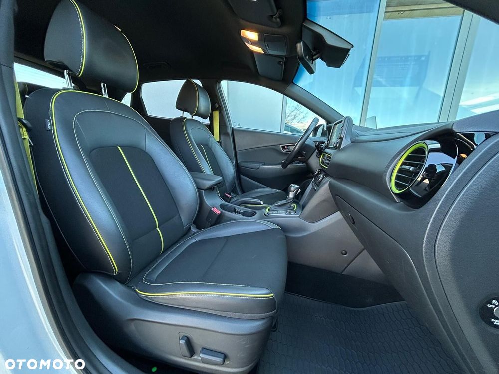 Hyundai Kona 1.6 T-GDI Premium 4WD DCT - 17