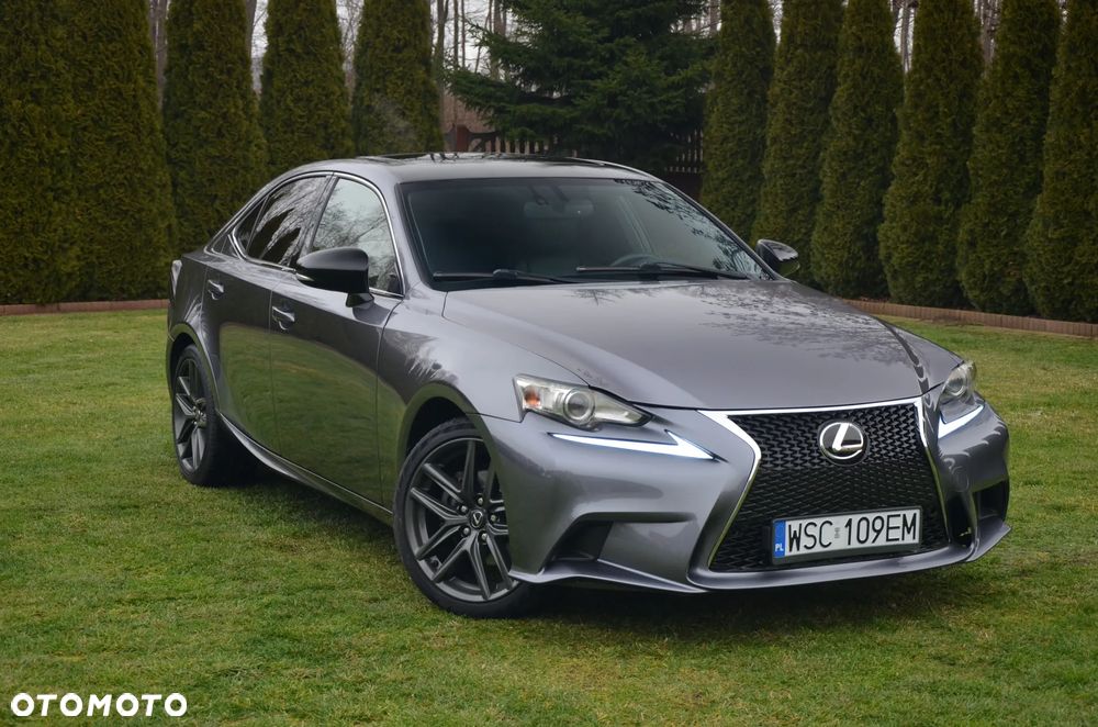 Lexus IS 250 F Sport - 4