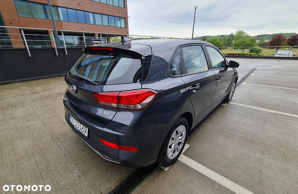 Hyundai i30 1.5 DPI Modern - 24