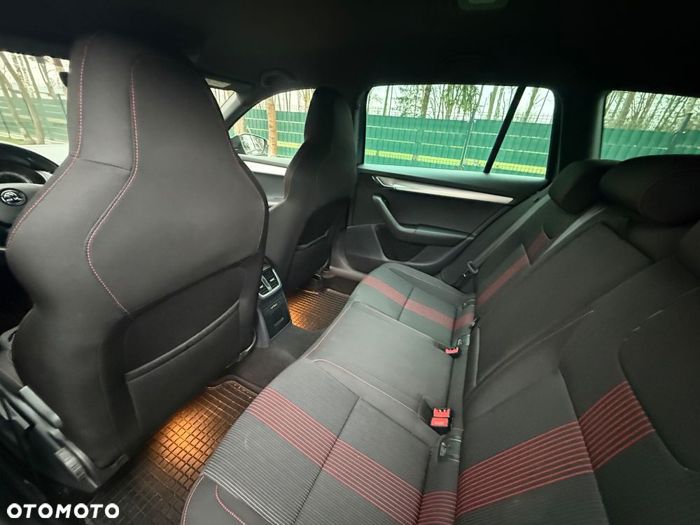 Skoda Octavia 1.6 TDI SCR Style - 8