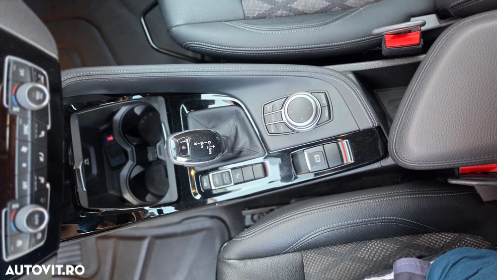 BMW X1 sDrive18i Aut. xLine - 11