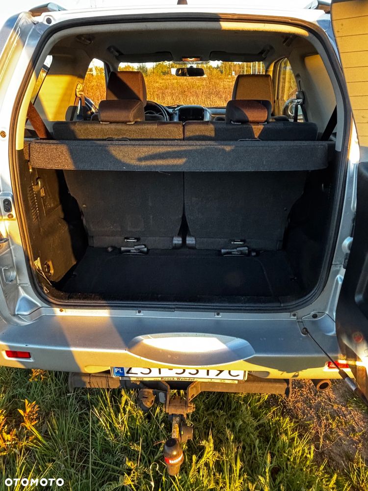 Suzuki Grand Vitara 2.4 Comfort - 17