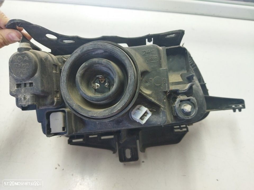 FAROL ESQUERDO CITROEN SAXO 1998 - - 2