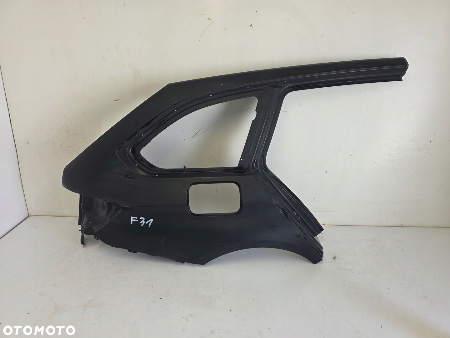 Błotnik prawy tył BMW seria 3 F30 kombi F31 11-18r - 1