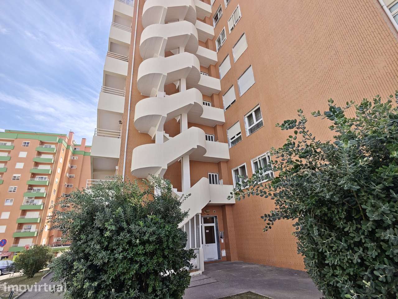 Apartamento T1 com Excepcional Área e Localização - Buarcos - Grande imagem: 3/25